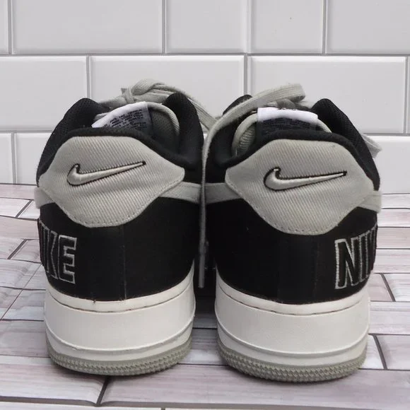 SIZE 13. NIKE AIR Force 1 Low '07 EMB Raiders sneakers shoes.